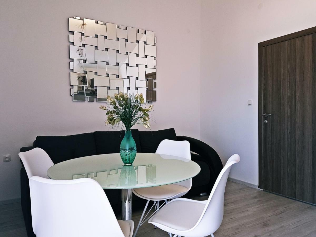 Ika Apartments Бибине Екстериор снимка